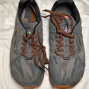 Altra Lone Peak 4.5 // Grey/Orange Size 9.5